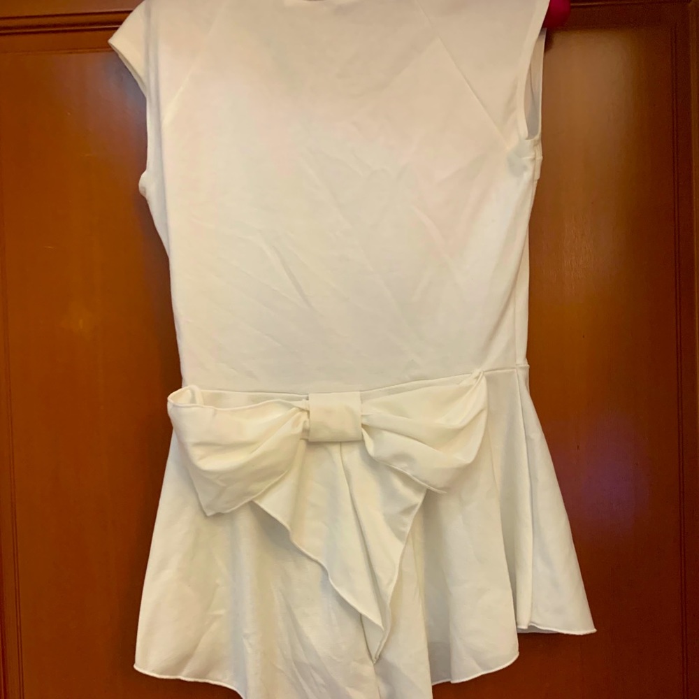 Top with bow on back